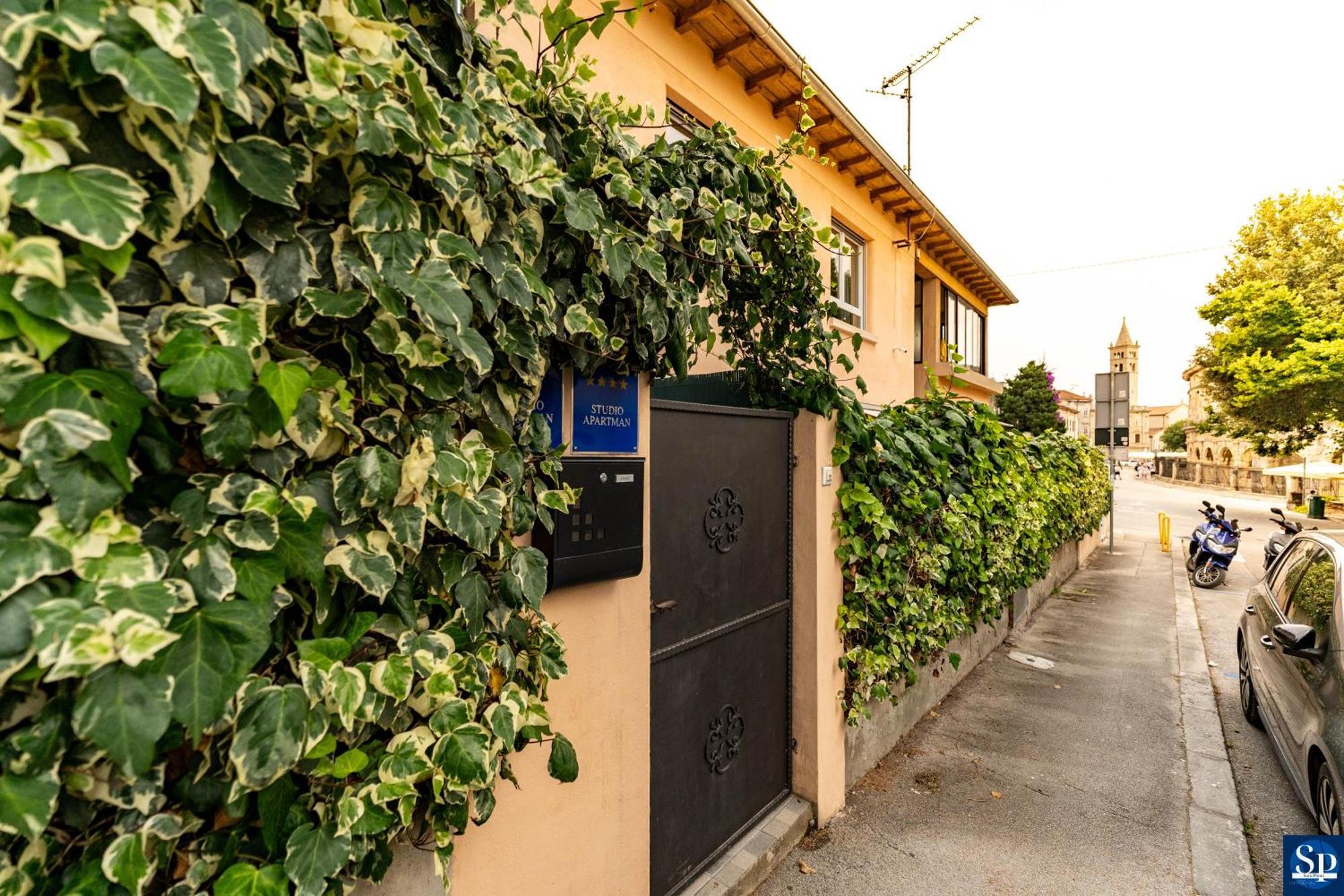 Colosseum Garden studio apartments Pula Extérieur photo
