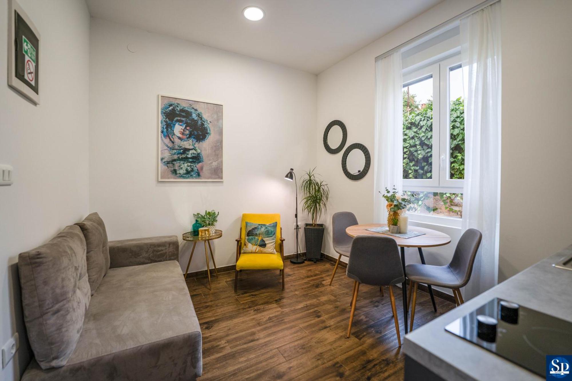 Colosseum Garden studio apartments Pula Extérieur photo