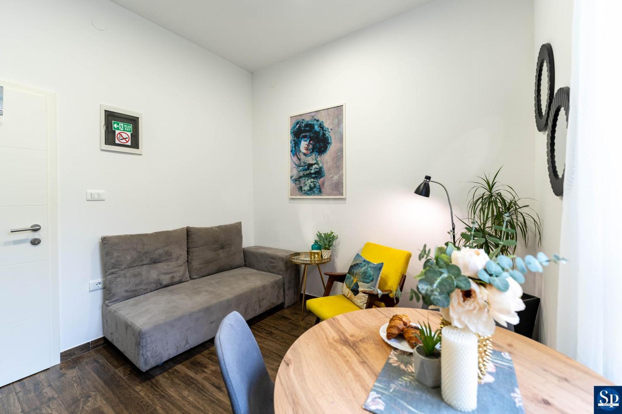 Colosseum Garden studio apartments Pula Extérieur photo